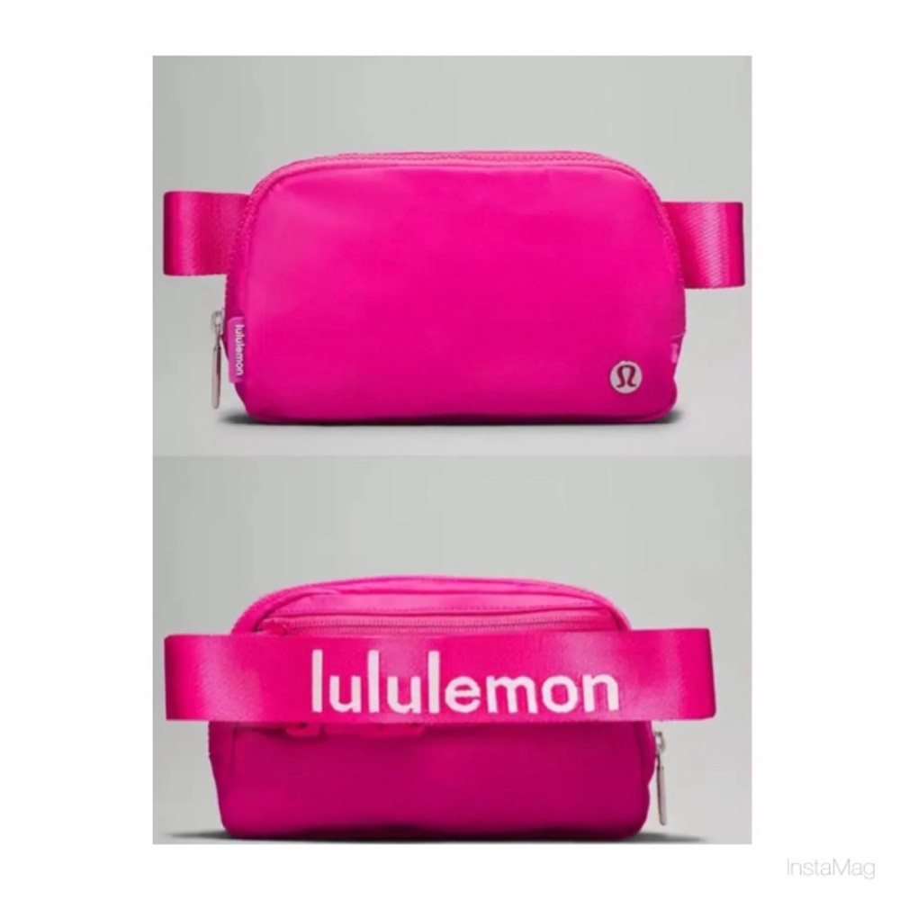NEW Lululemon Everywhere Belt Bag Sonic Pink White ๐
